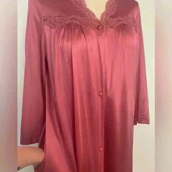 Vintage 1980s Peignoir Set - Picture 3 of 11